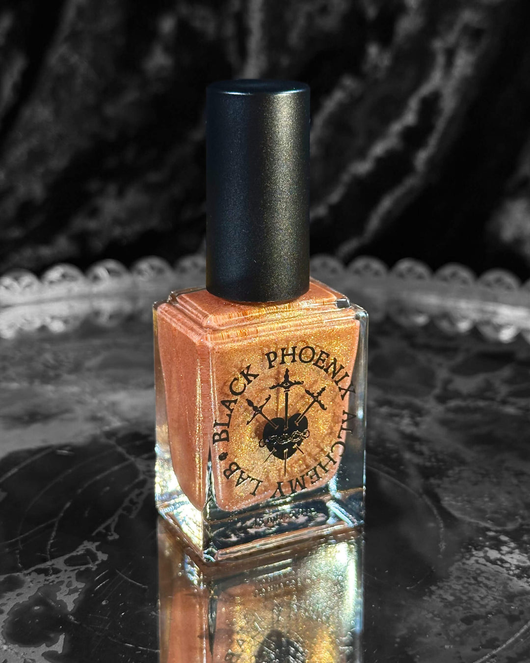 Light Attenuation Nail Polish