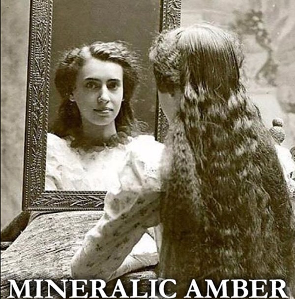 mineralic amber